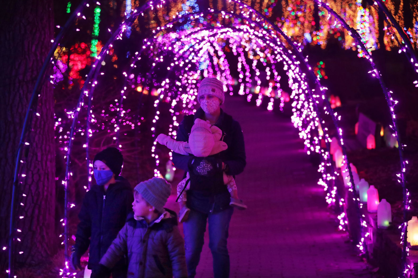 Rotary Botanical Gardens Holiday Light Show